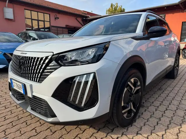 2024 Peugeot 2008 in White for sale