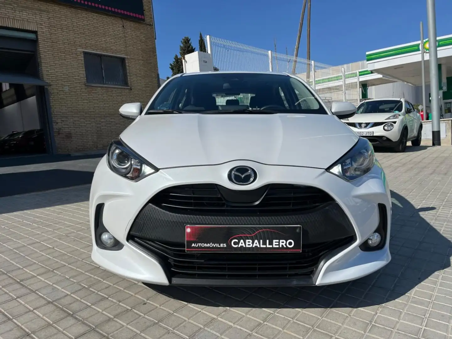 Mazda 2 Hybrid 1.5 Agile CVT 85kW Blanco - 2
