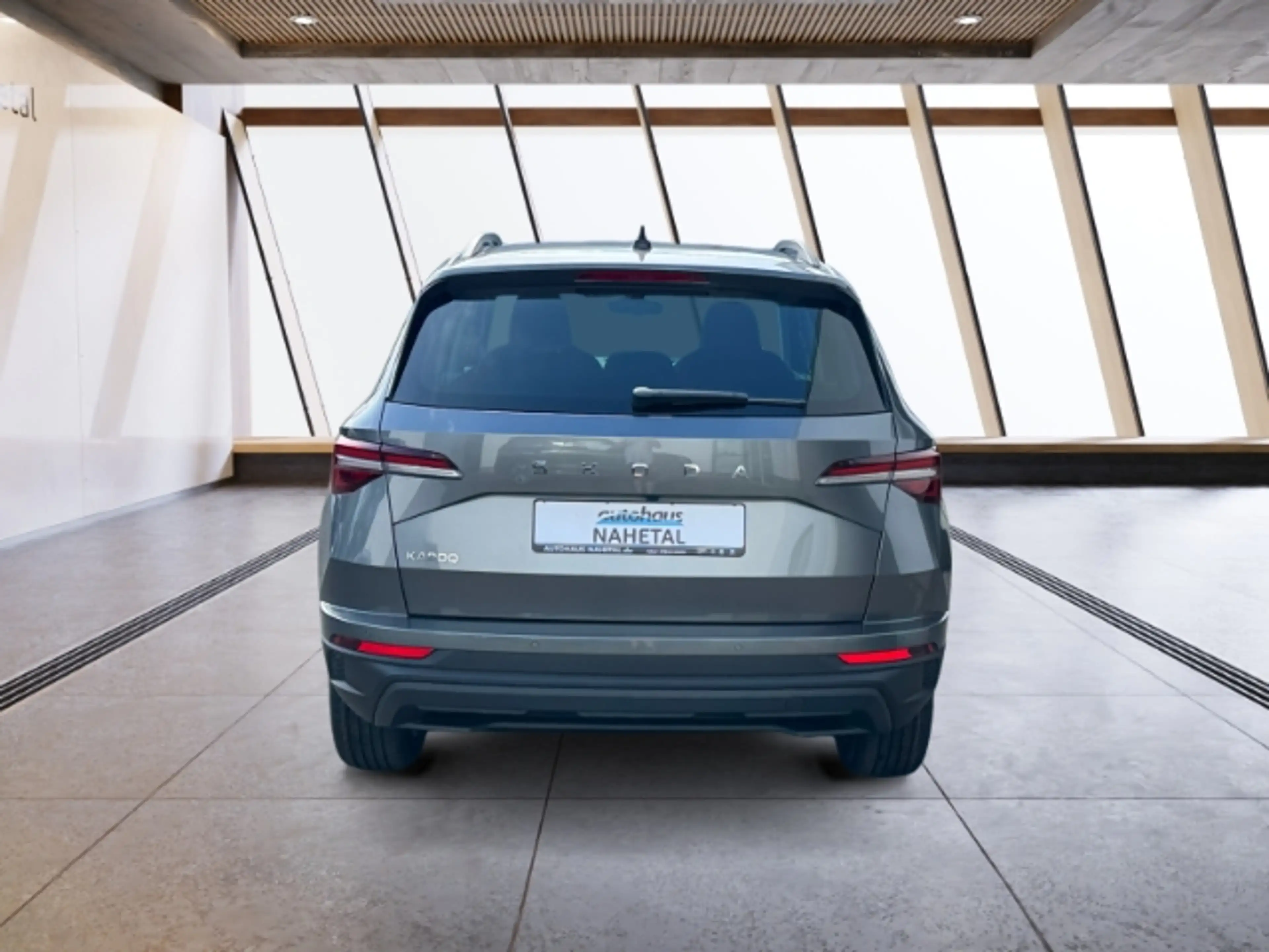 Skoda Karoq 1.5 TSI DSG BALANCE MATRIX NAVI AHK SHZ PDC RÜFA C — photo 5