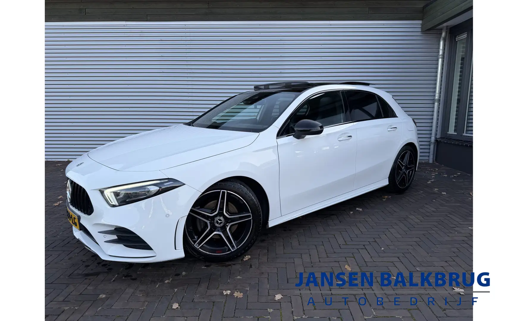 Mercedes-Benz A 180 Business Solution AMG panoramadak night sfeerlicht Blanc - 1