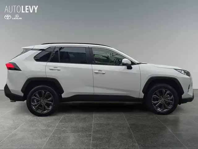 Toyota Rav4 view 7