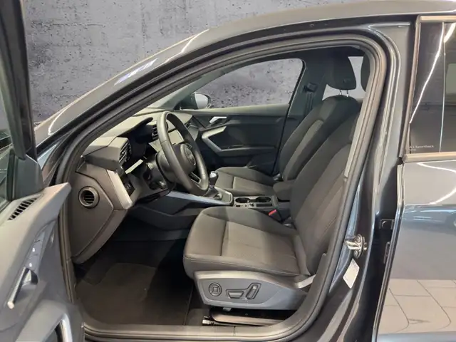 Audi A3 view 8