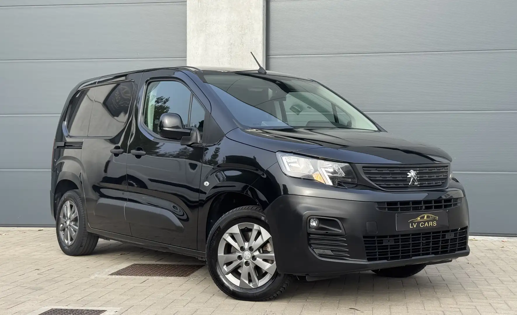 Peugeot Partner Partner 1.5 BlueHDi 130 / Carplay / 2023 / Noir - 2