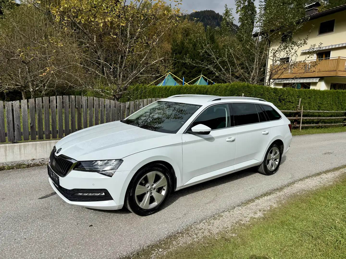 Skoda Superb Ambition MFL PDC Kamera Blanc - 1