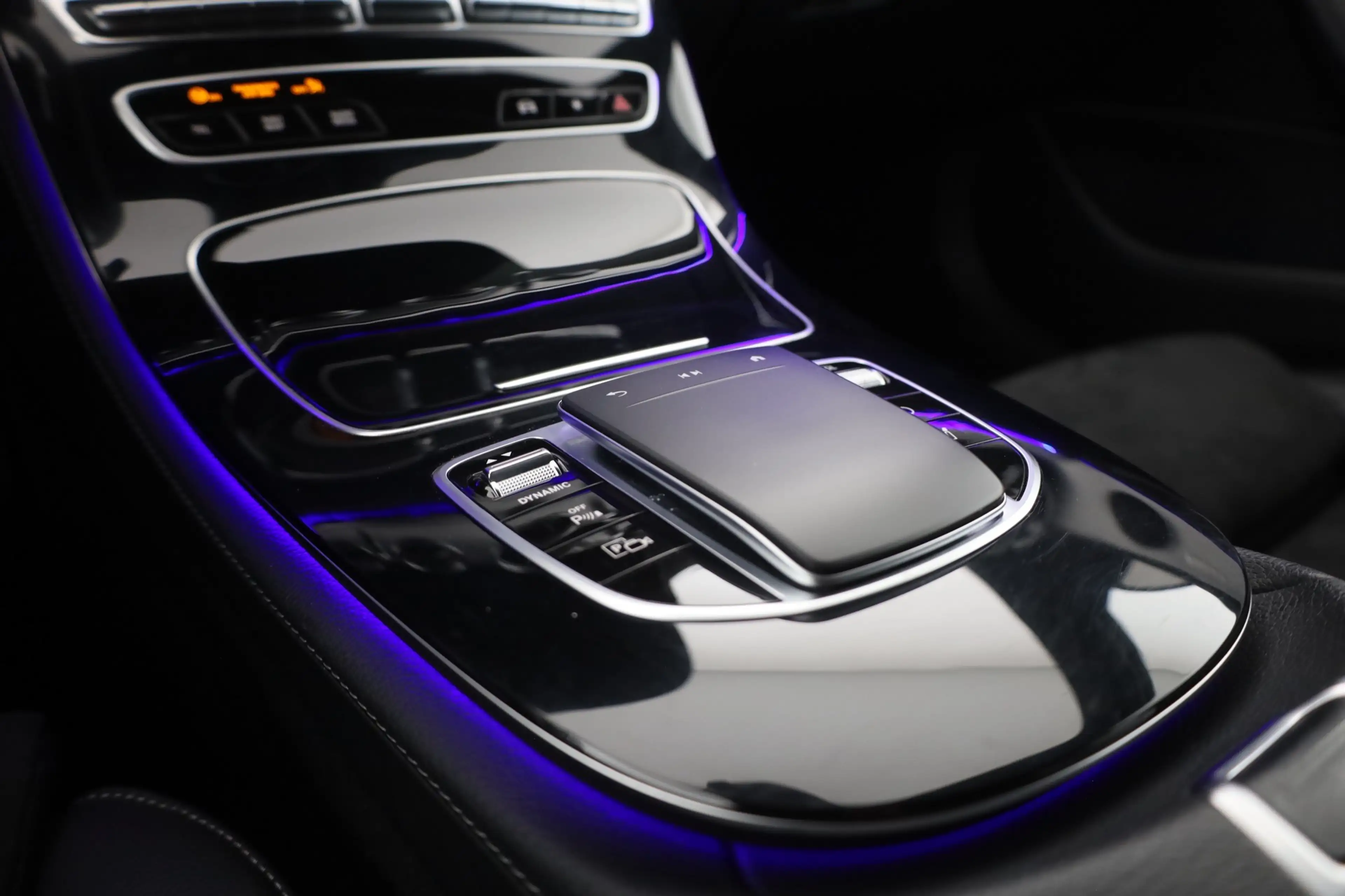 Mercedes-Benz E 300 E300 e T AMG Line LED Navi Kamera Tempomat AHK — photo 13
