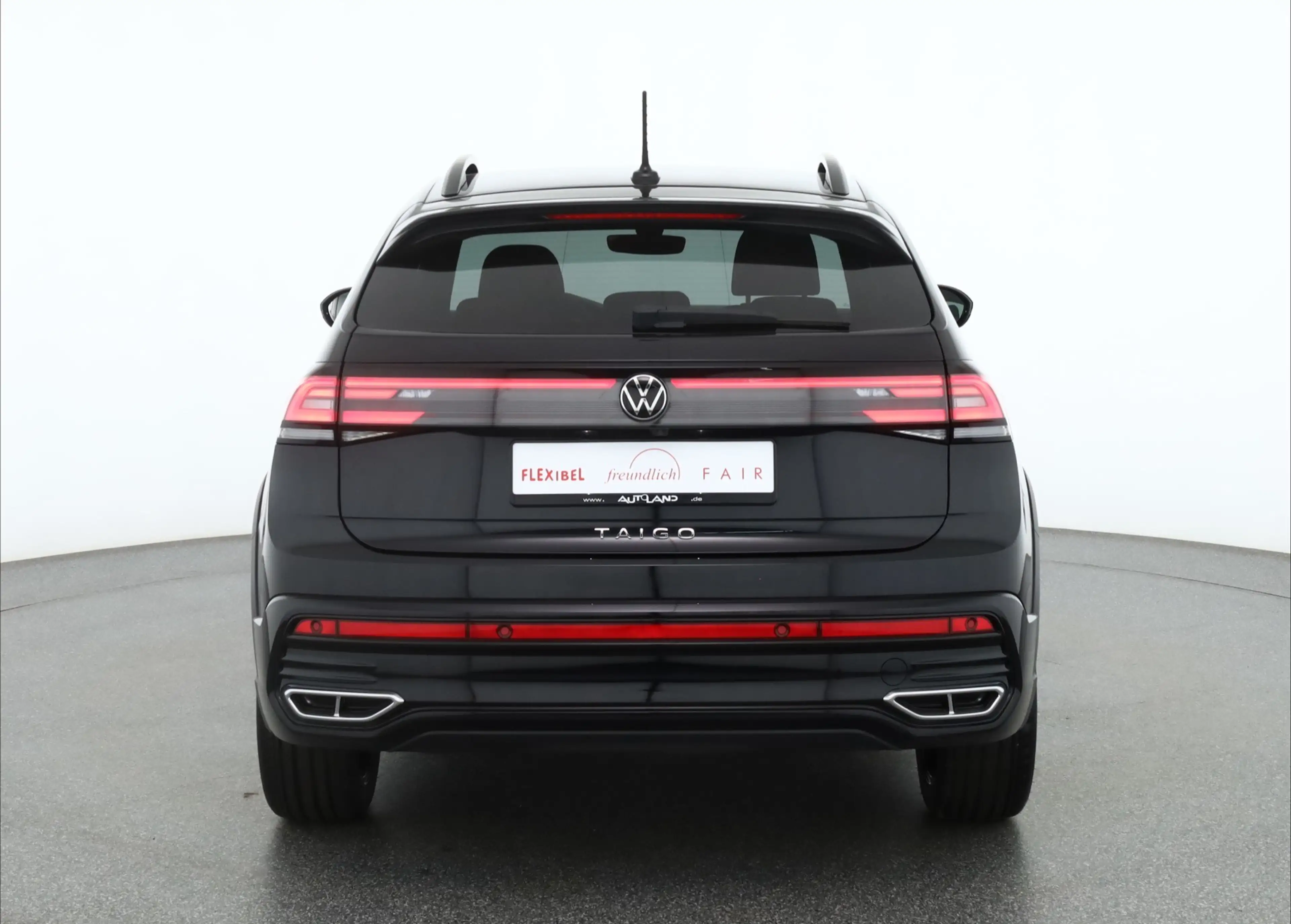 Volkswagen Taigo R-Line 1.5 TSI DSG Matrix ACC AHK — photo 4