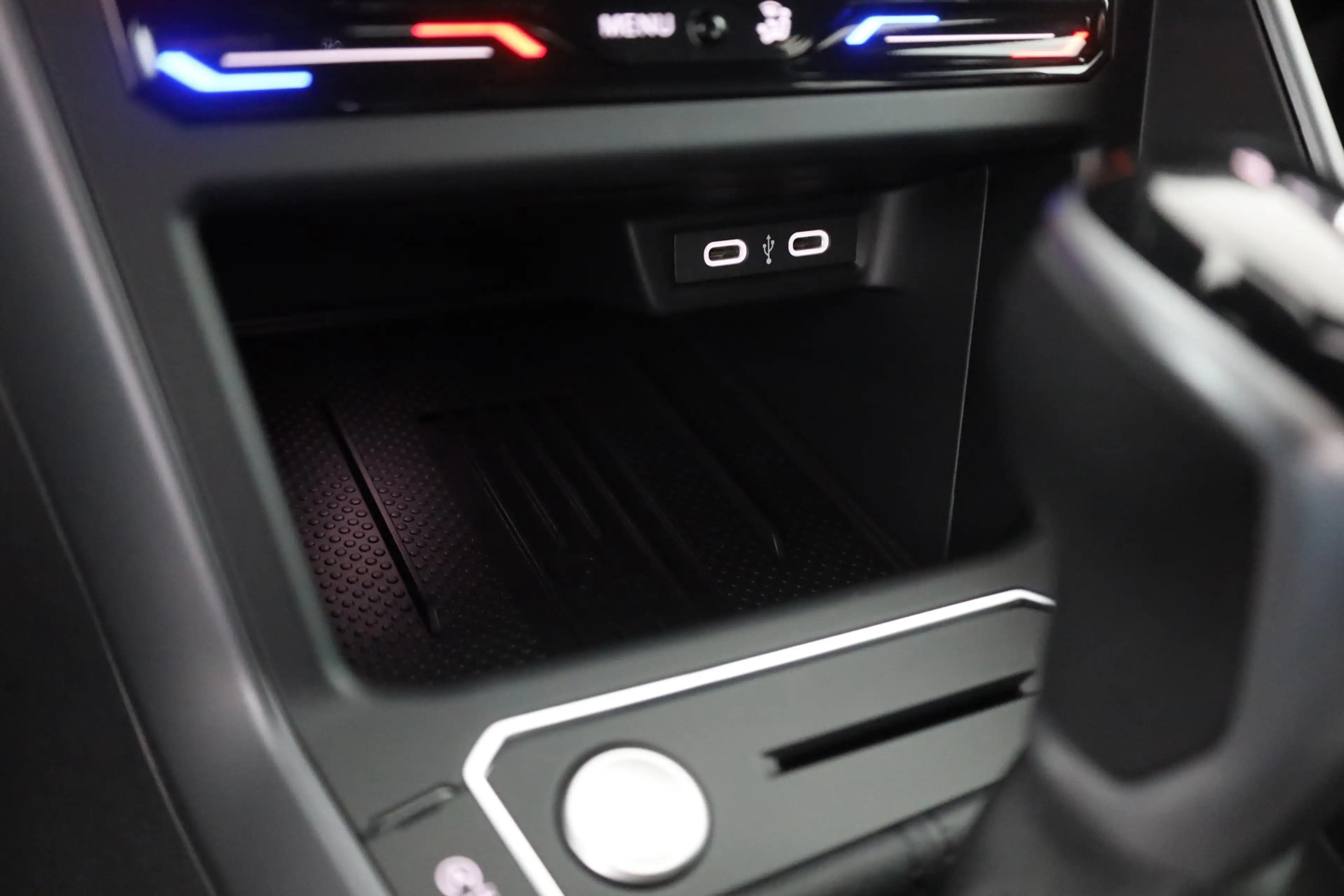 Volkswagen Taigo R-Line 1.5 TSI DSG Matrix ACC AHK — photo 15