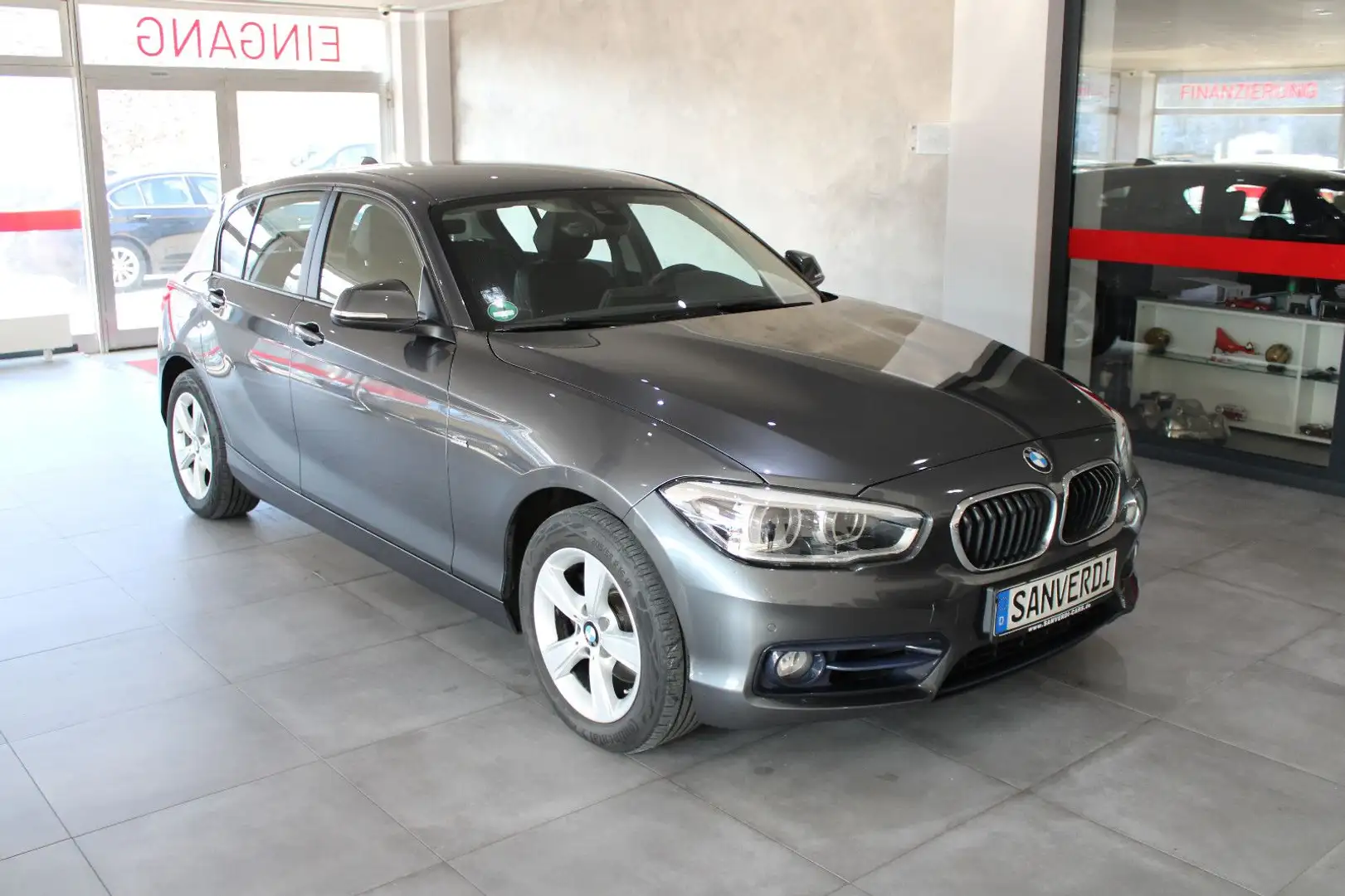 BMW 120 d xDrive SPORT-LINE LEDER NAVI LED *EURO 6* Gris - 2