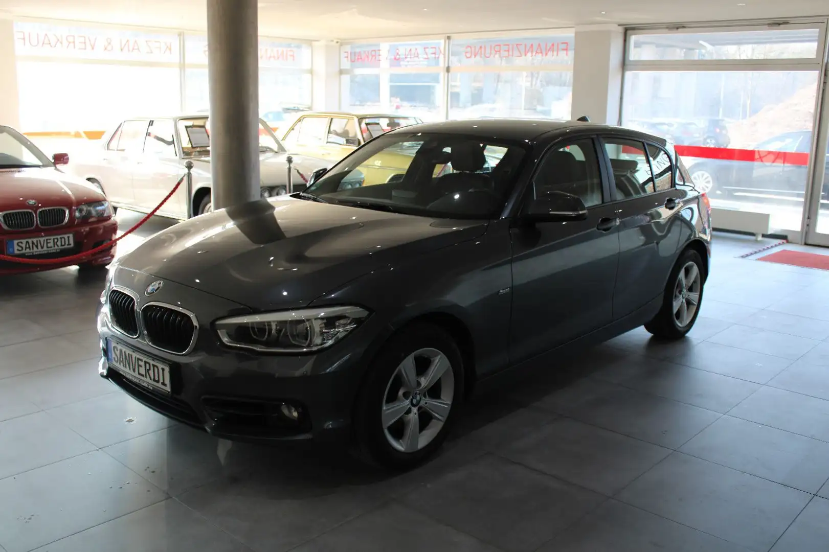BMW 120 d xDrive SPORT-LINE LEDER NAVI LED *EURO 6* Gris - 1