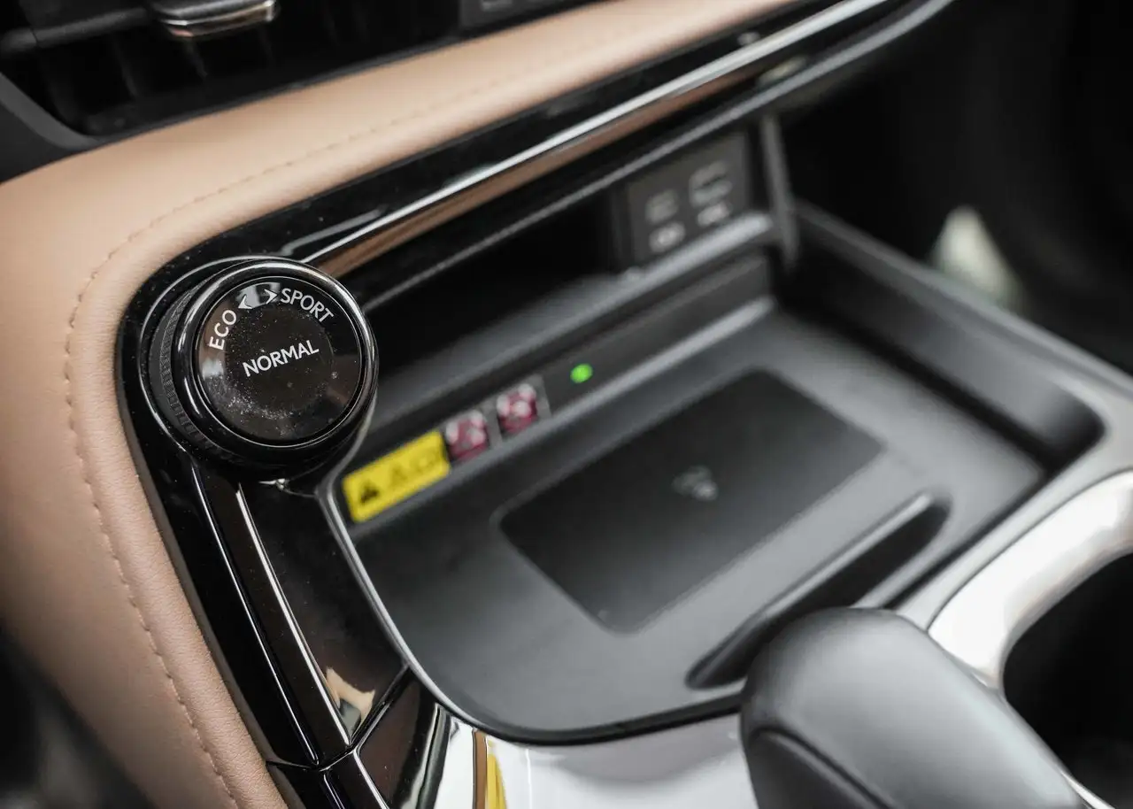 Lexus NX снимка Lexus NX
