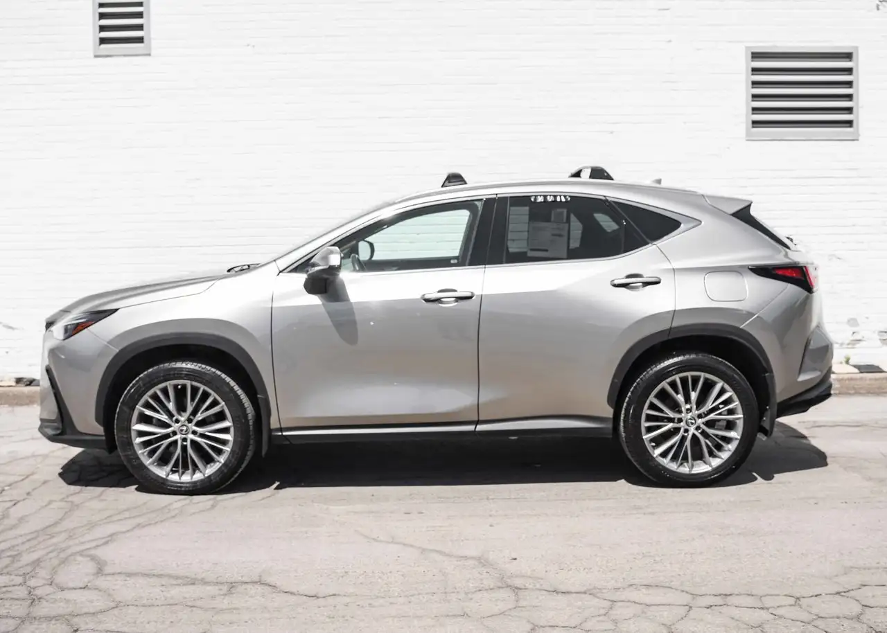 Lexus NX снимка Lexus NX