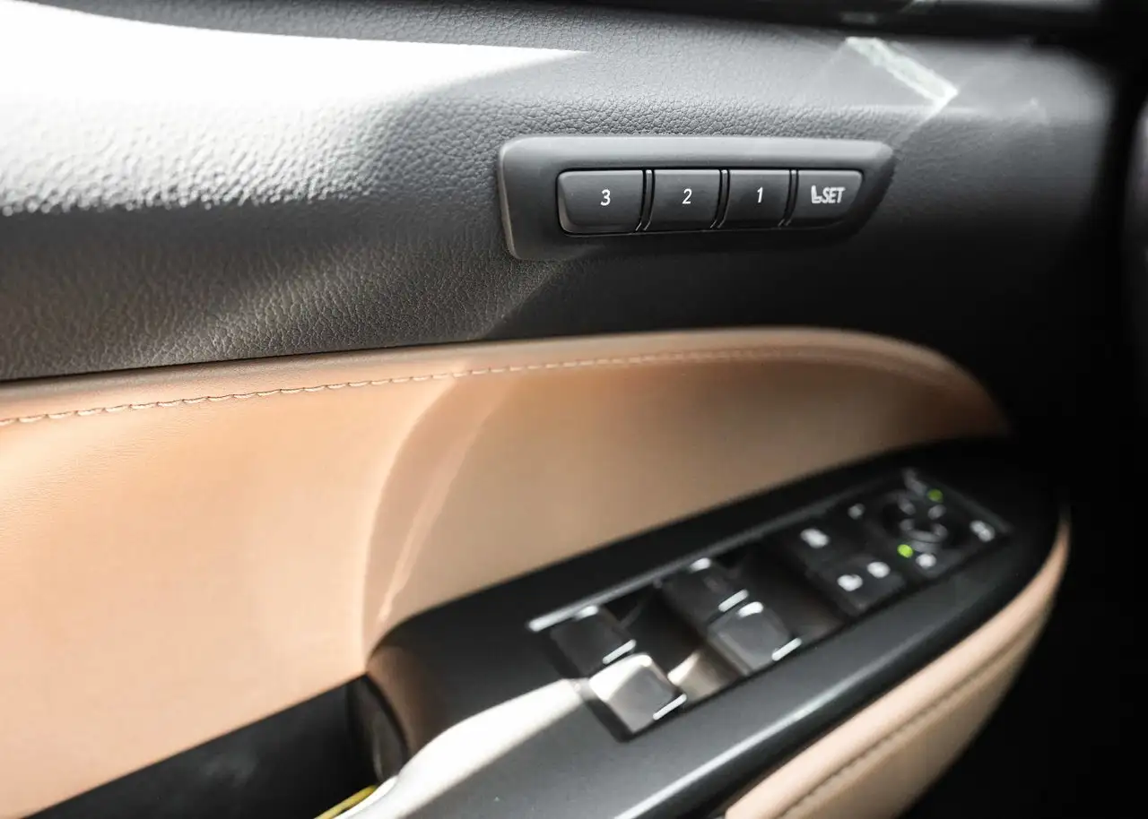 Lexus NX снимка Lexus NX