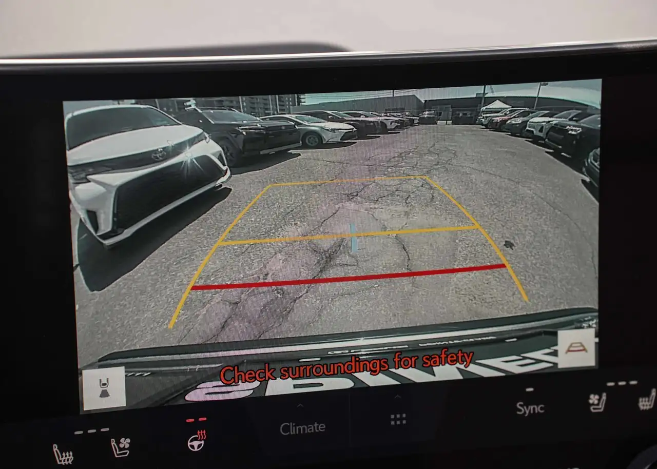 Lexus NX снимка Lexus NX