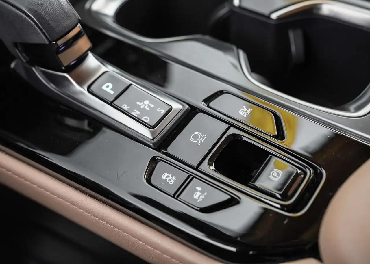 Lexus NX снимка Lexus NX
