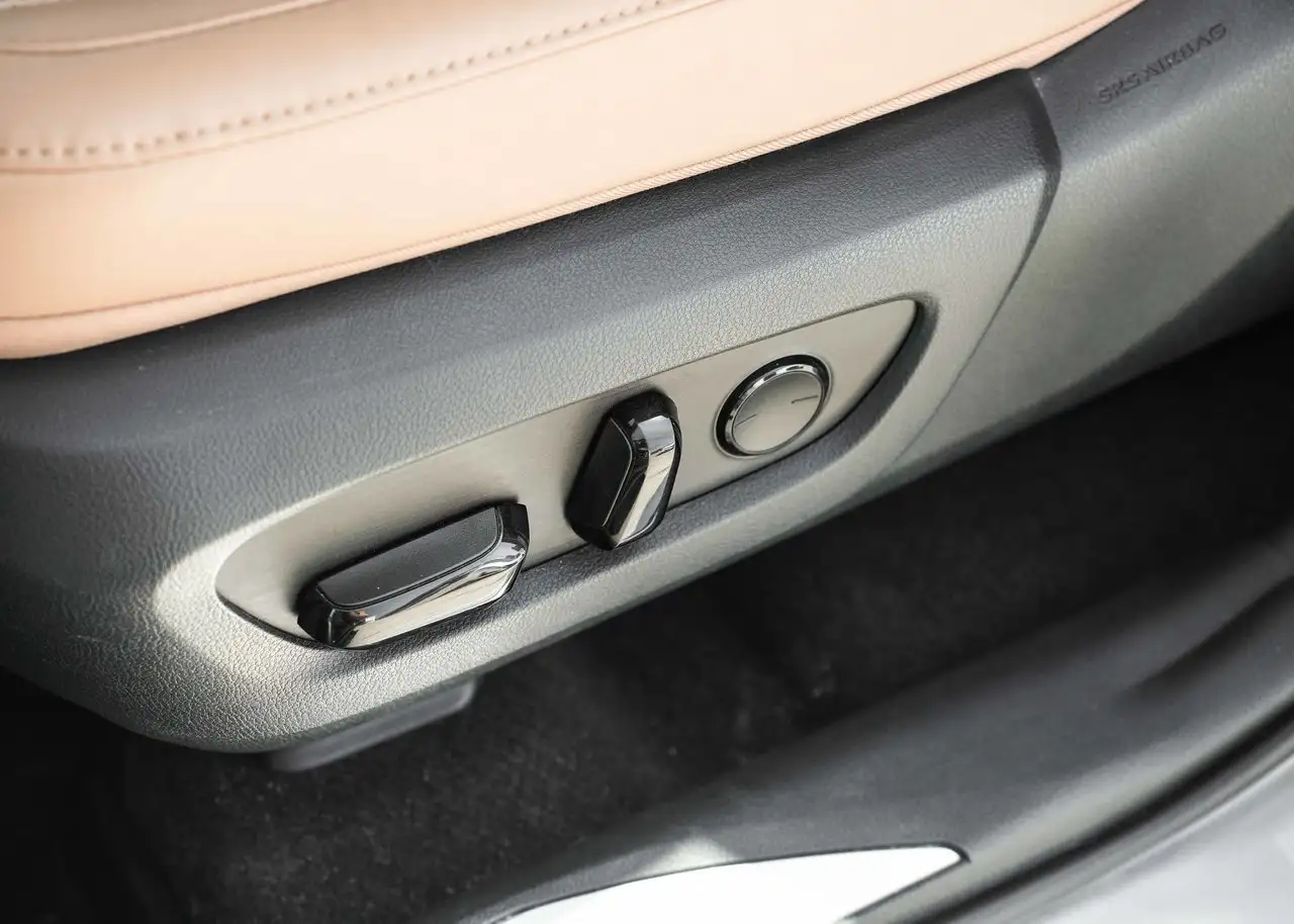 Lexus NX снимка Lexus NX