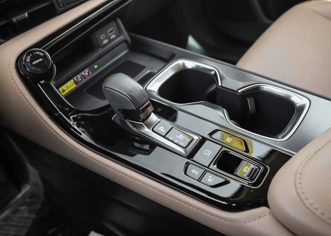 Lexus NX снимка Lexus NX