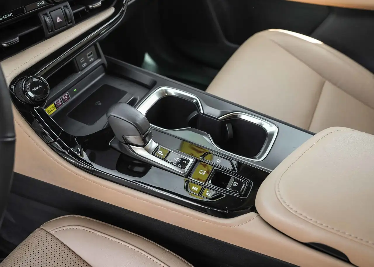 Lexus NX снимка Lexus NX