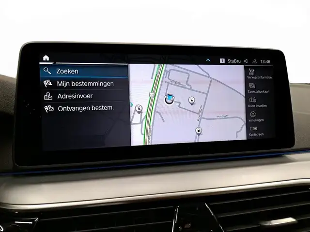 BMW 5 Series view 7