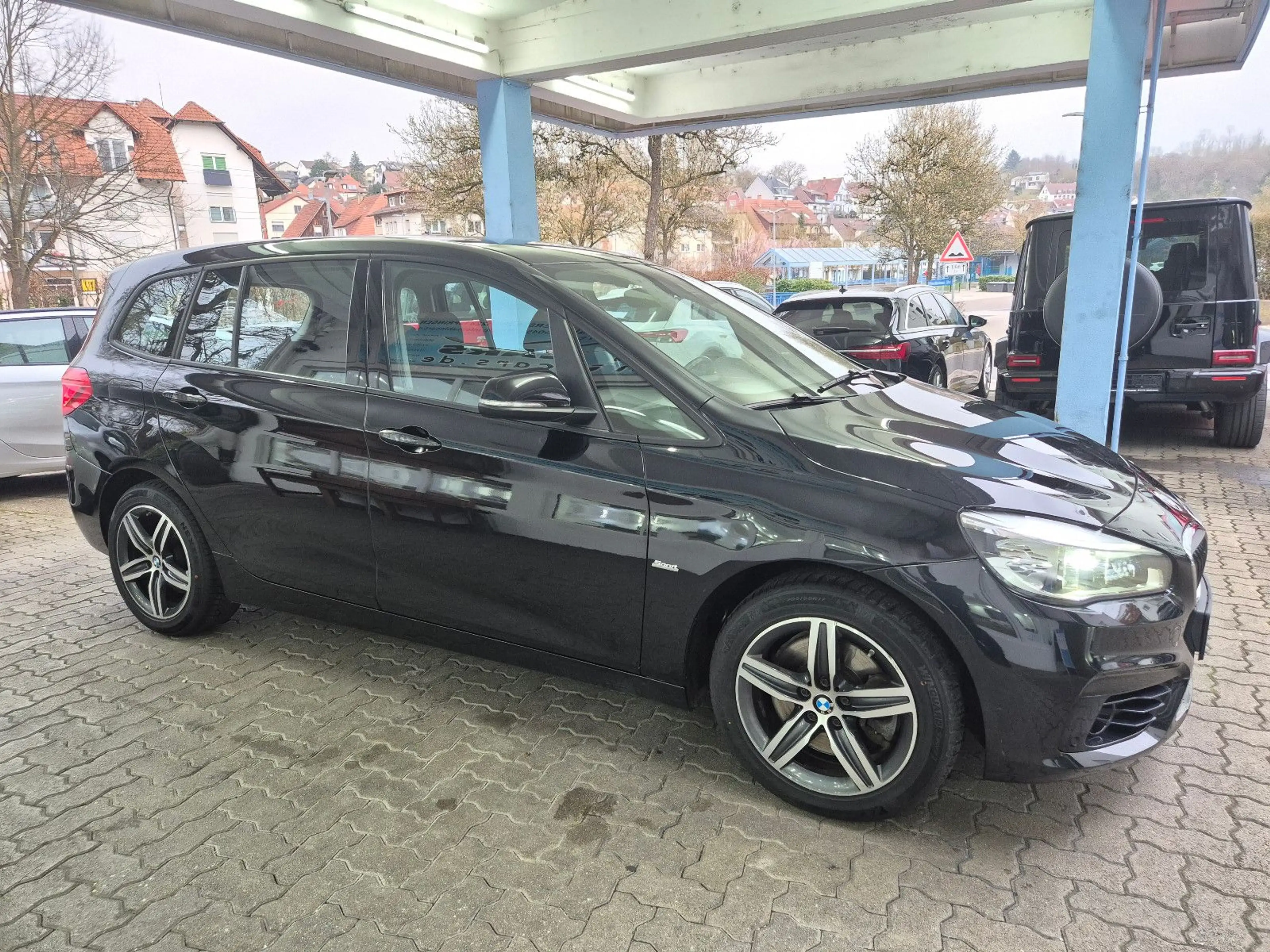 BMW 220 Steptronic Sportline LED/NAVI — photo 4