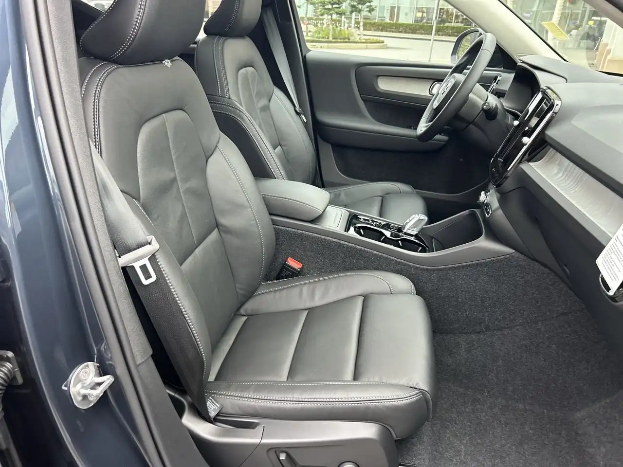 Volvo XC40 снимка Volvo XC40