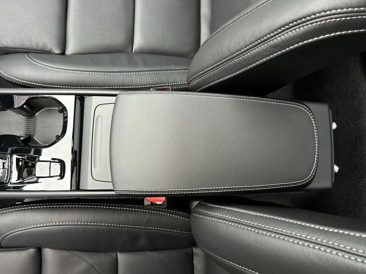 Volvo XC40 снимка Volvo XC40