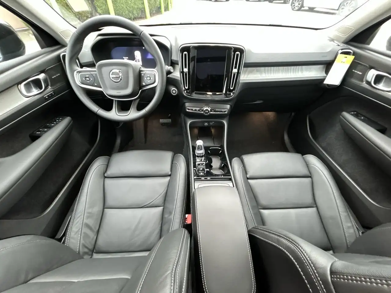 Volvo XC40 снимка Volvo XC40