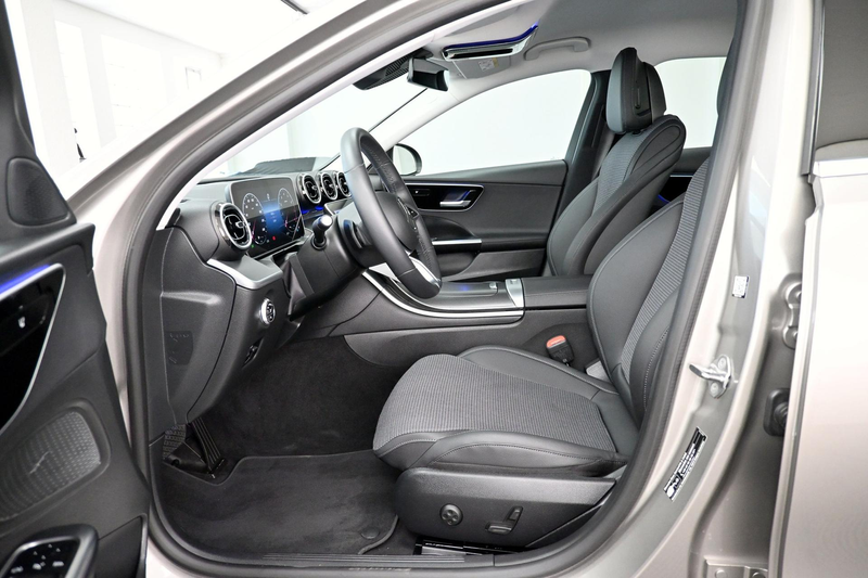 Mercedes-Benz C 180 C 180 Avantgarde *360grad-Kamera + Distronic* — photo 8