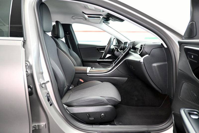 Mercedes-Benz C 180 C 180 Avantgarde *360grad-Kamera + Distronic* — photo 11