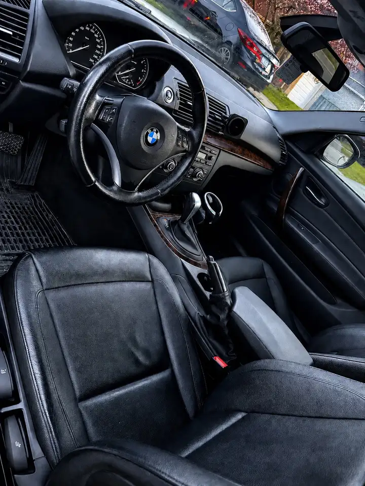 BMW 1 Series снимка BMW 1 Series