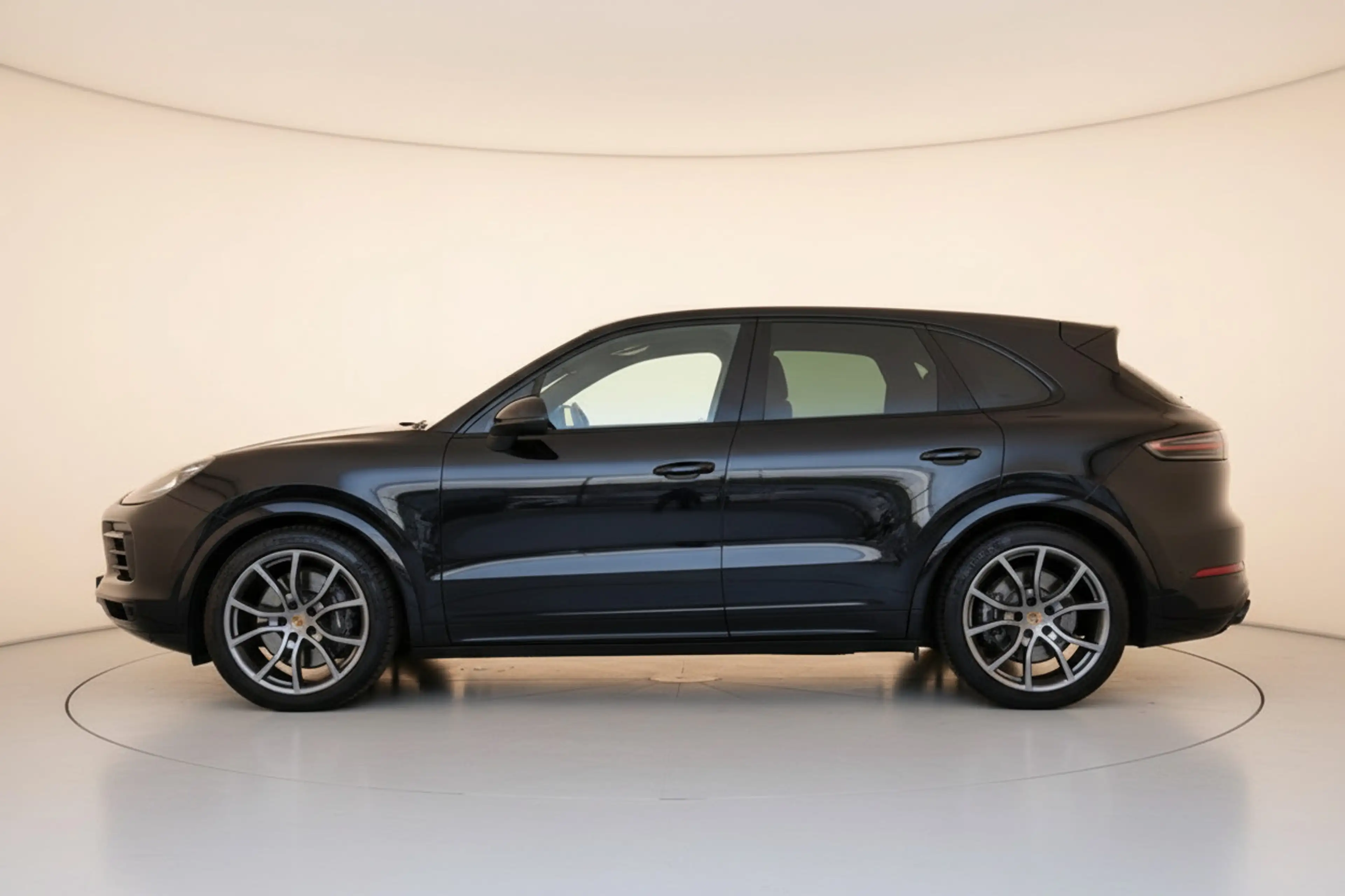 Porsche Cayenne 3.0 E-Hybrid PANO-DAK DEALER OND. NL-AUTO NAP! — photo 3
