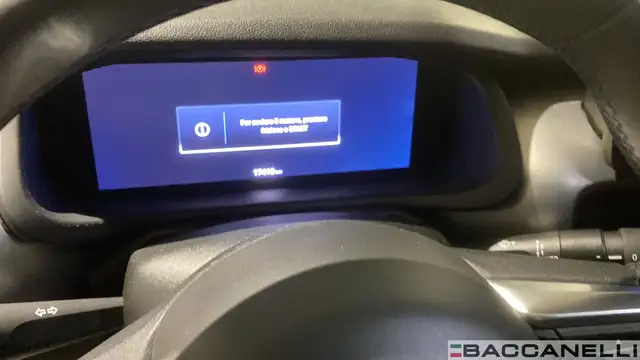 Jeep Avenger view 10