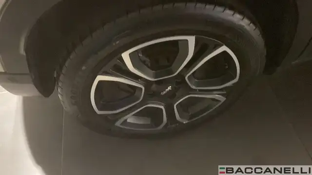 Jeep Avenger view 7