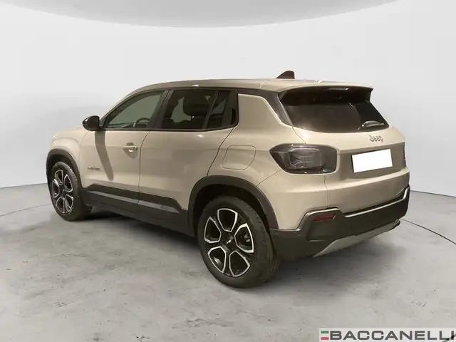 Jeep Avenger view 2