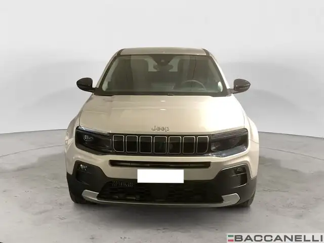 Jeep Avenger view 6