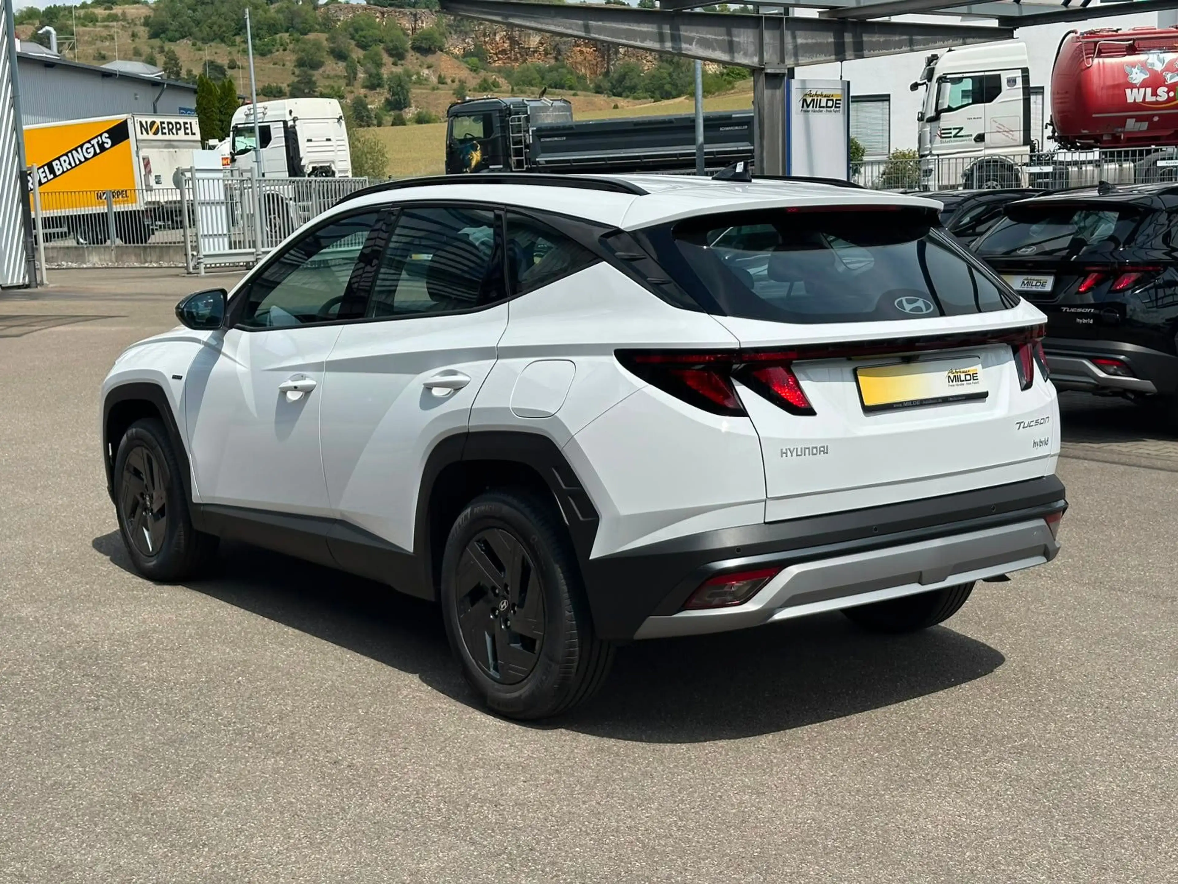 Hyundai TUCSON HYBRID 239 PS BLACK LINE NAVI LED SHZ KAM — photo 14