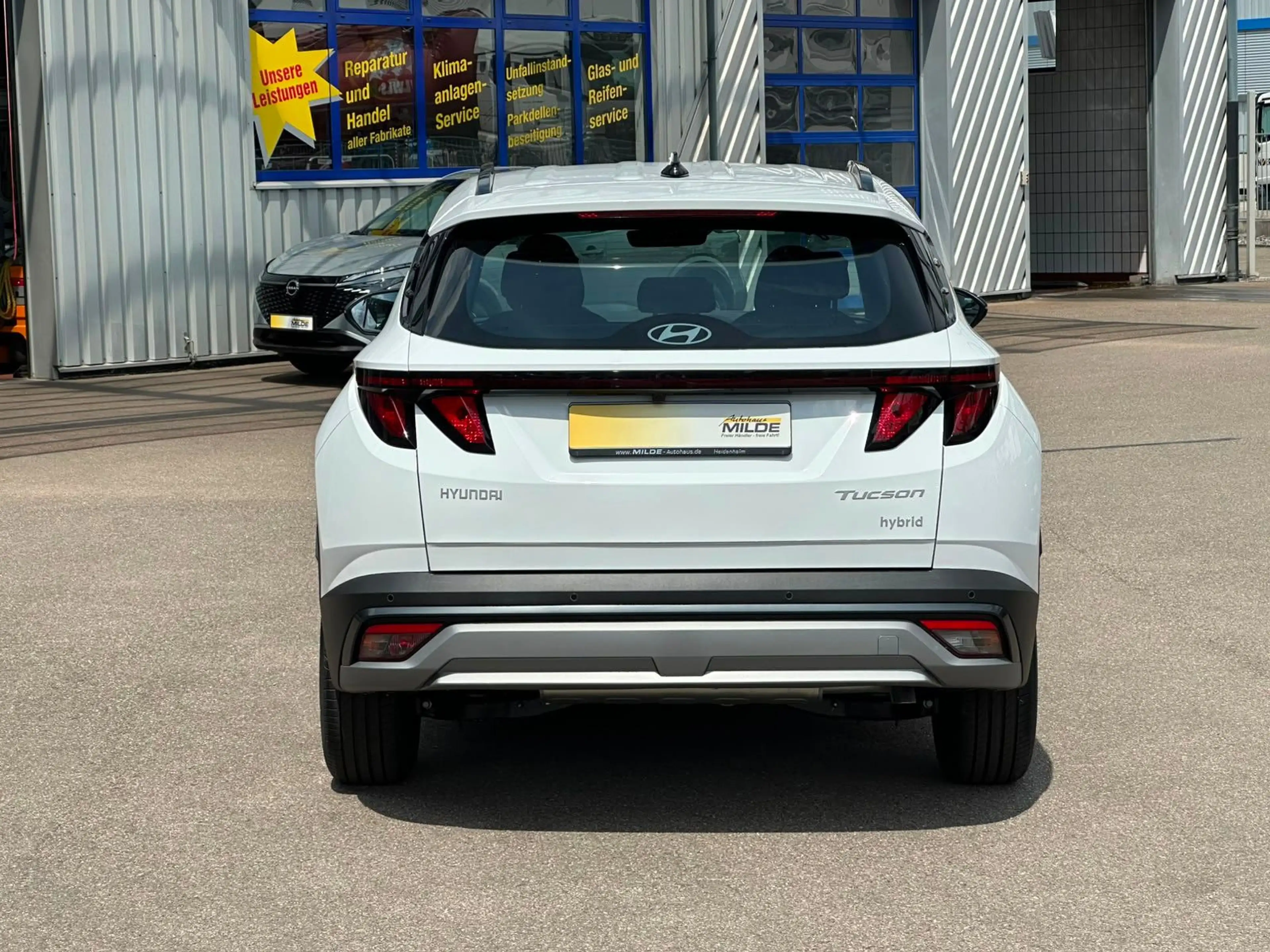 Hyundai TUCSON HYBRID 239 PS BLACK LINE NAVI LED SHZ KAM — photo 15