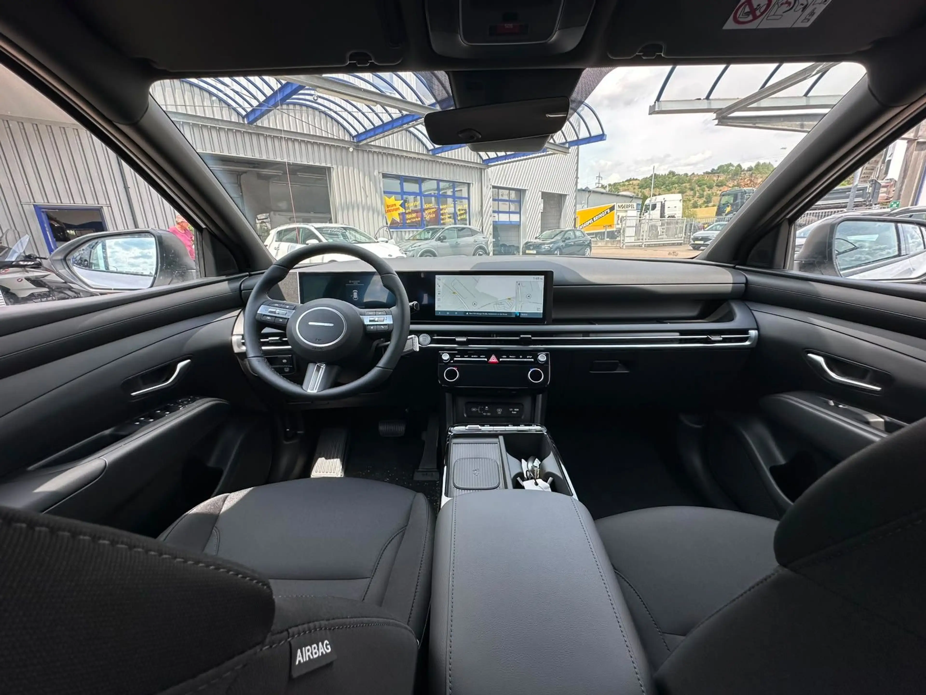 Hyundai TUCSON HYBRID 239 PS BLACK LINE NAVI LED SHZ KAM — photo 12