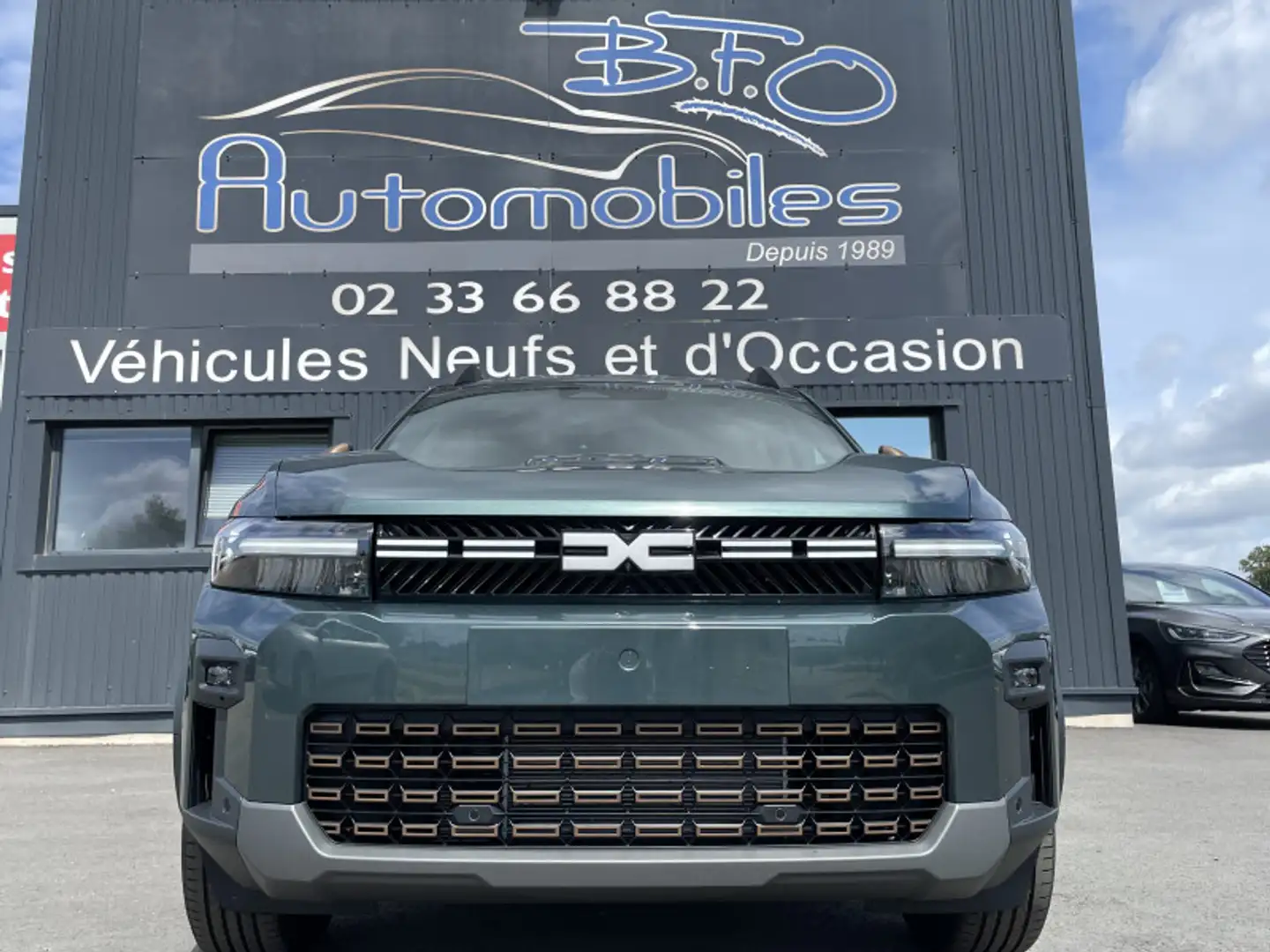 Dacia Bigster 1.8 HYBRID 155CH EXTREME Vert - 2