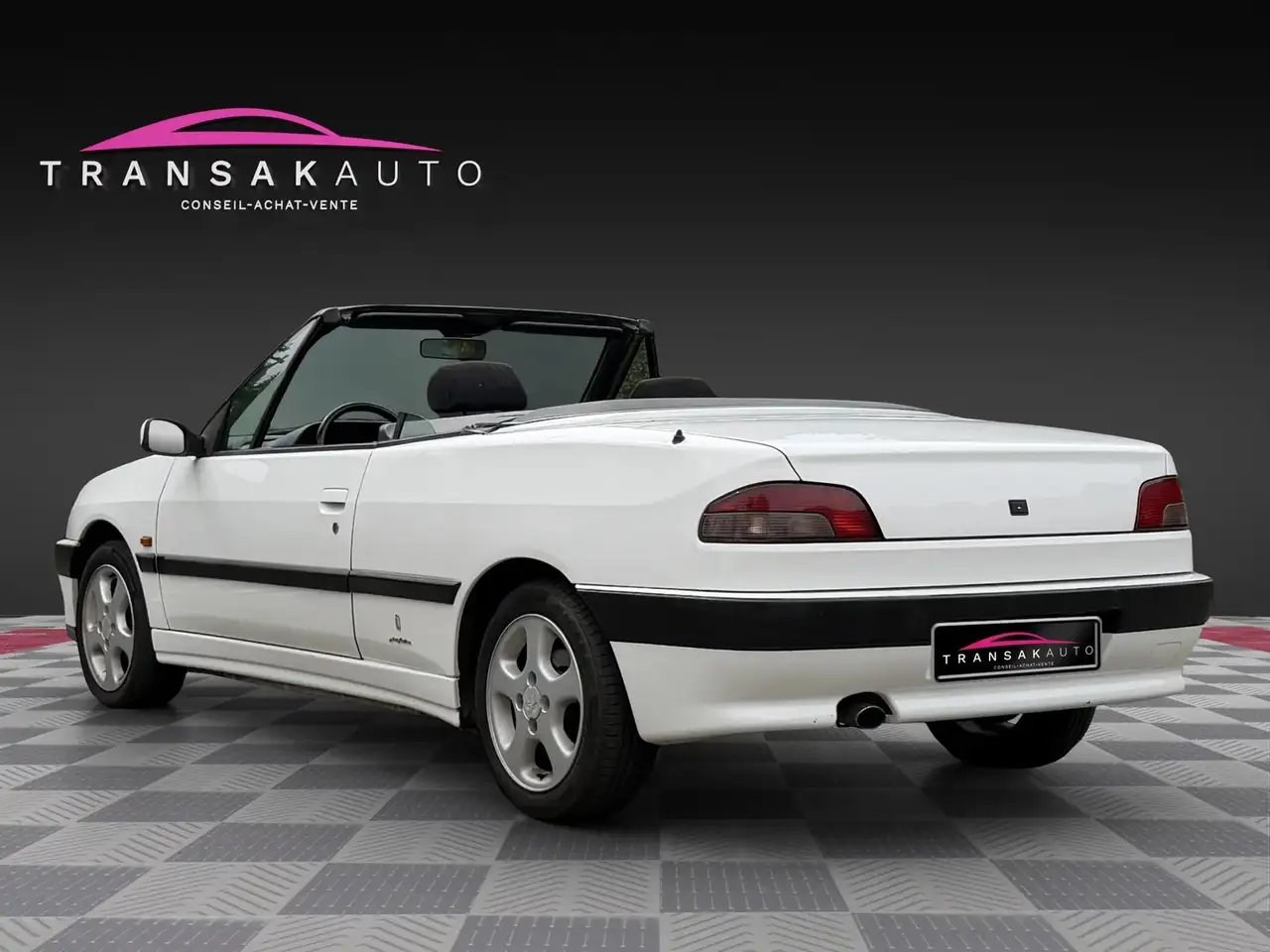 Peugeot 306 CABRIOLET 2.0i 121 ch - DESIGN ASSEMBLAGE PININFARINA, foto 3