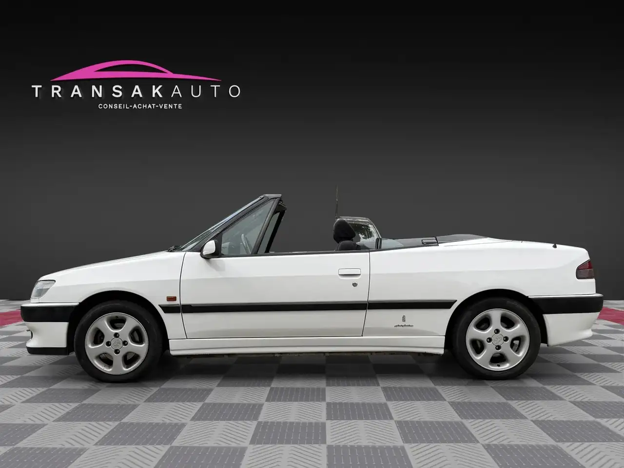 Peugeot 306 CABRIOLET 2.0i 121 ch - DESIGN ASSEMBLAGE PININFARINA, foto 2
