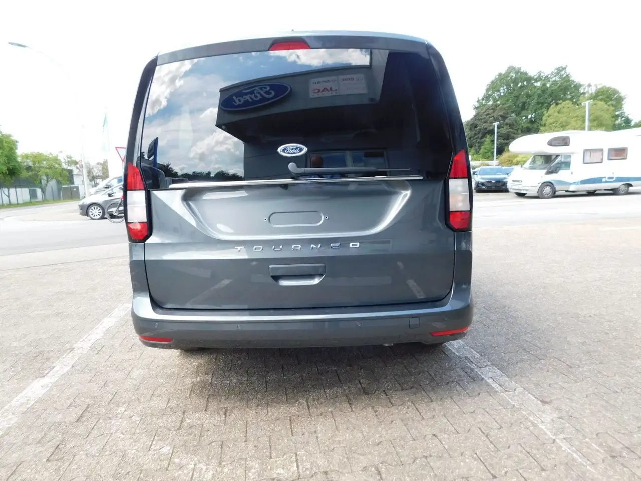 Ford Tourneo Connect Grand Tourneo Titanium L2 Autom. 5 J. Garantie 6