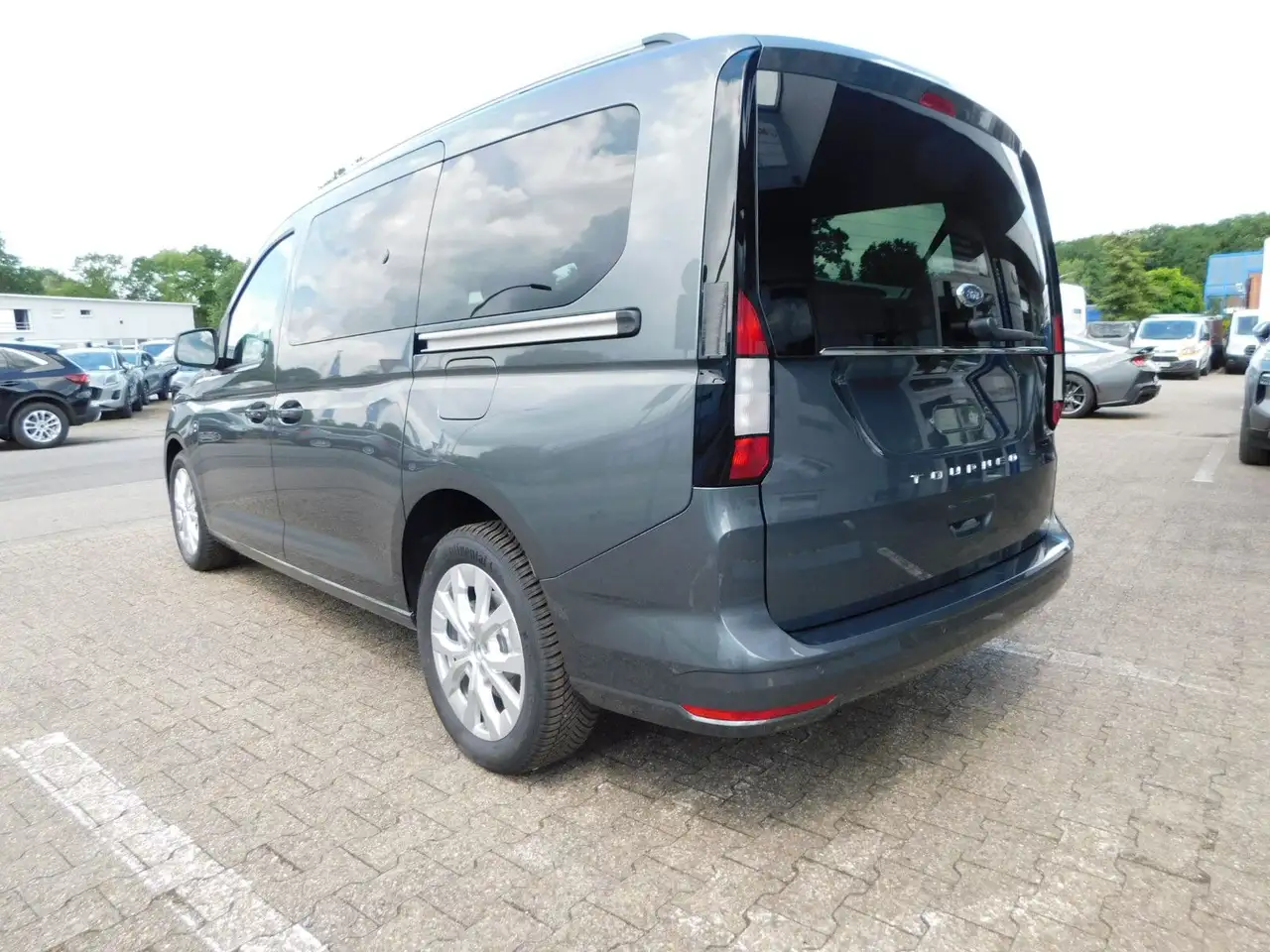 Ford Tourneo Connect Grand Tourneo Titanium L2 Autom. 5 J. Garantie 7