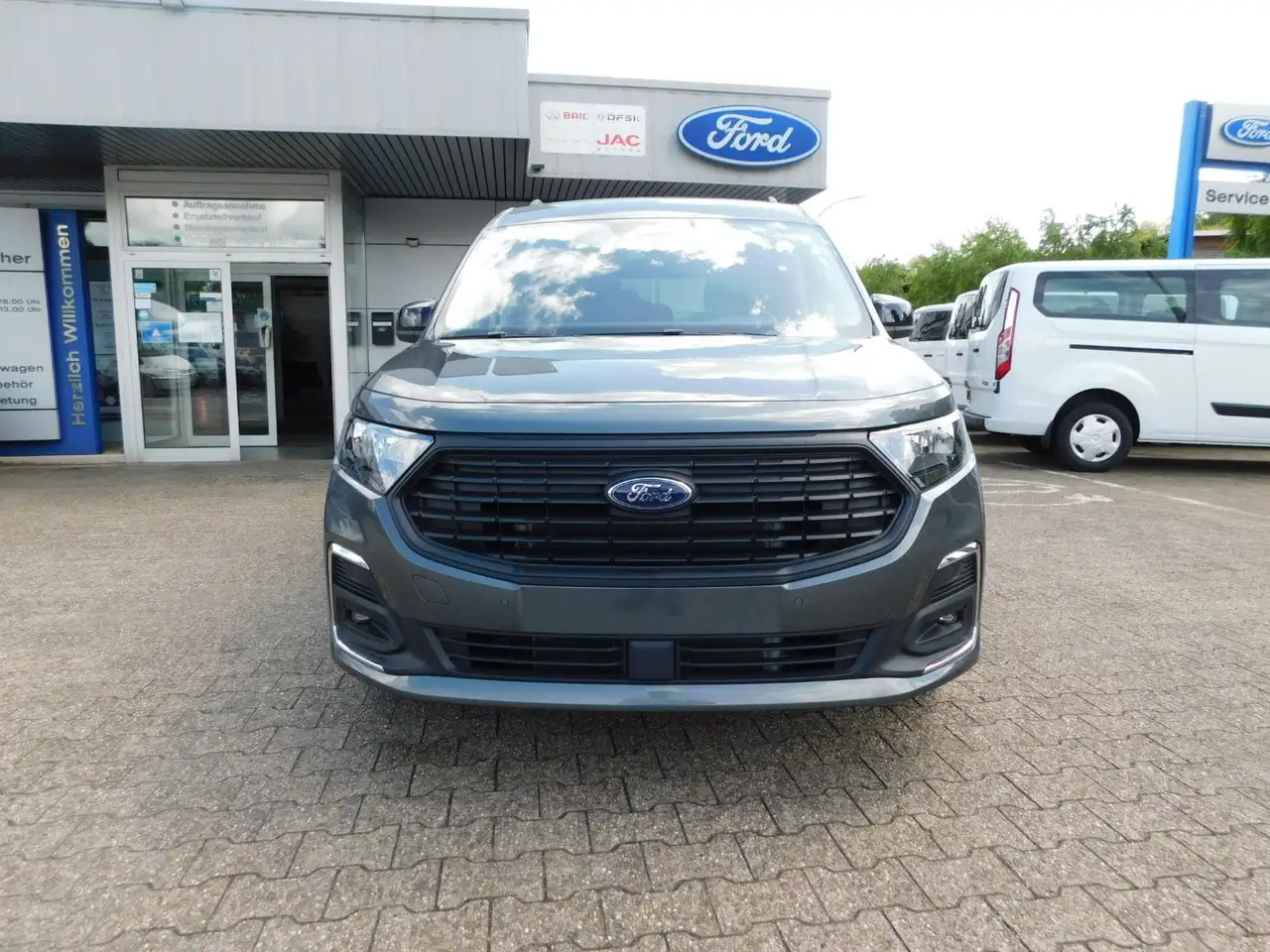 Ford Tourneo Connect Grand Tourneo Titanium L2 Autom. 5 J. Garantie 2
