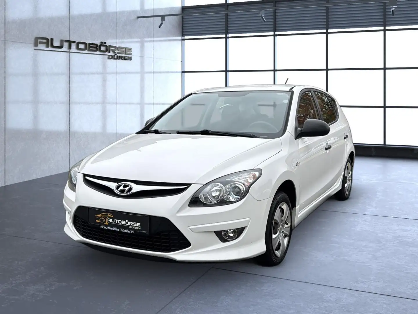 Hyundai i30 1.4 Classic HU neu/Service neu Weiß - 2
