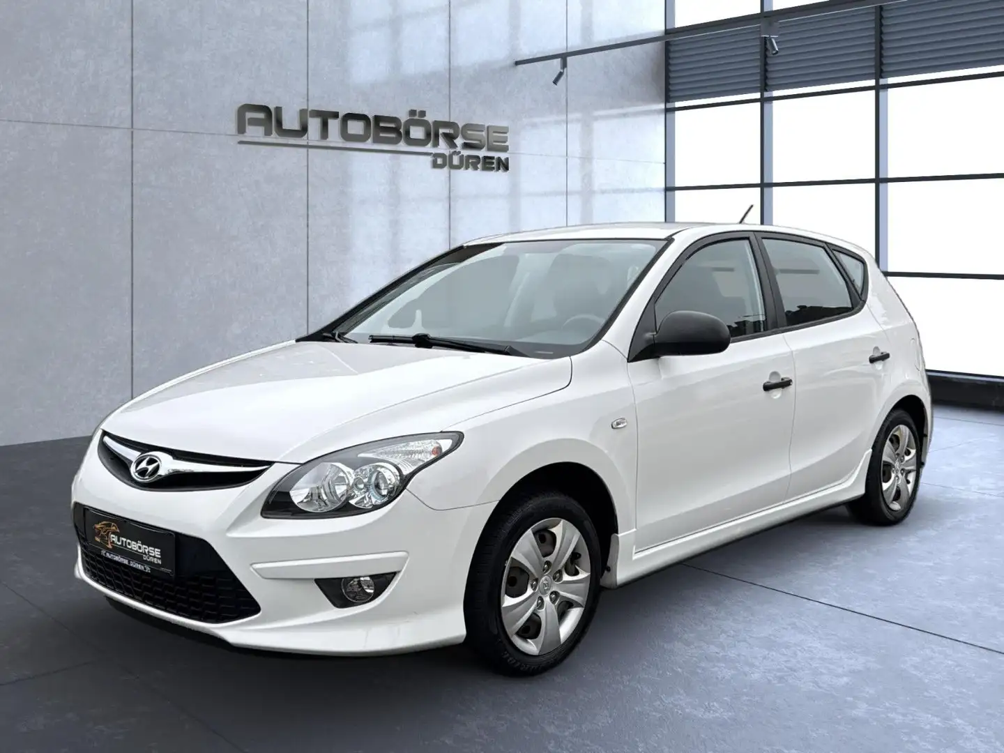 Hyundai i30 1.4 Classic HU neu/Service neu Weiß - 1
