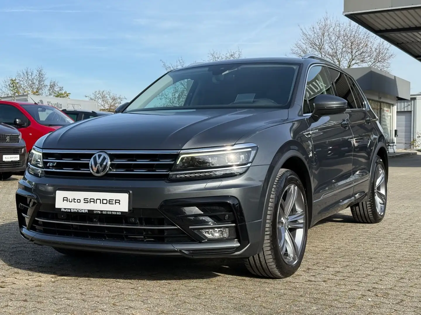 Volkswagen Tiguan Highline R Line 4Motion AHK Virtuel Gris - 2