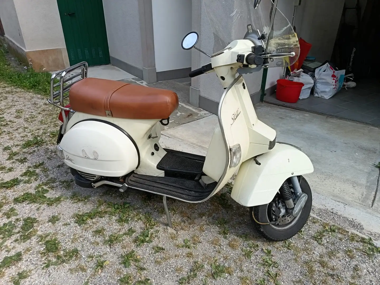 Vespa Primavera 125 Bianco - 1