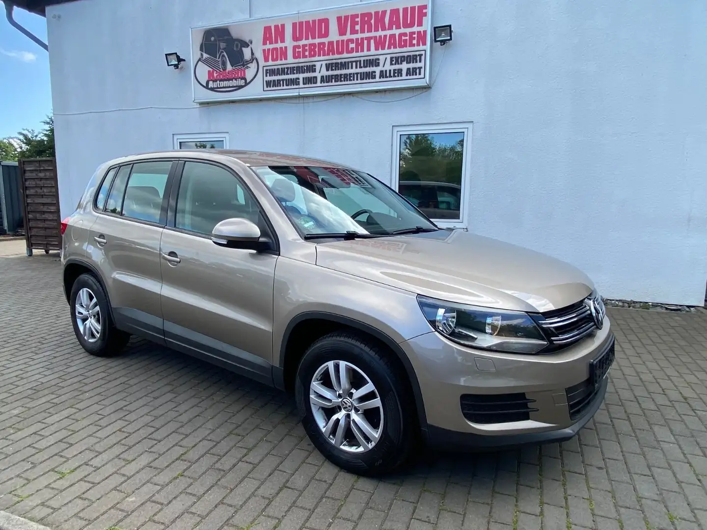 Volkswagen Tiguan Trend & Fun BMT 2.0TDI/KLIMA/EURO5/6-Gang Beige - 2