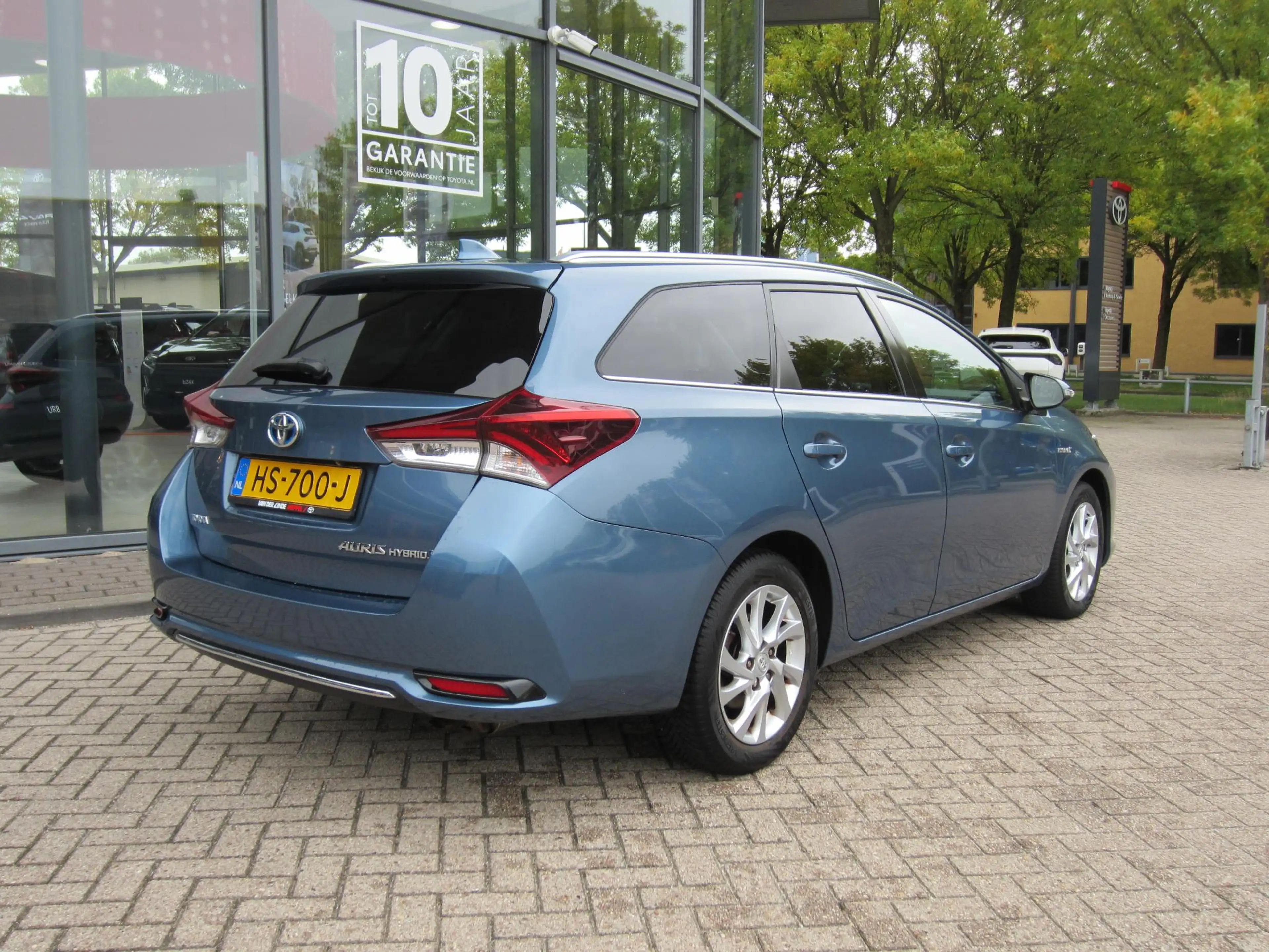 Toyota Auris Touring Sports 1.8 Hybrid Dynamic Navi Panoramadak — photo 22