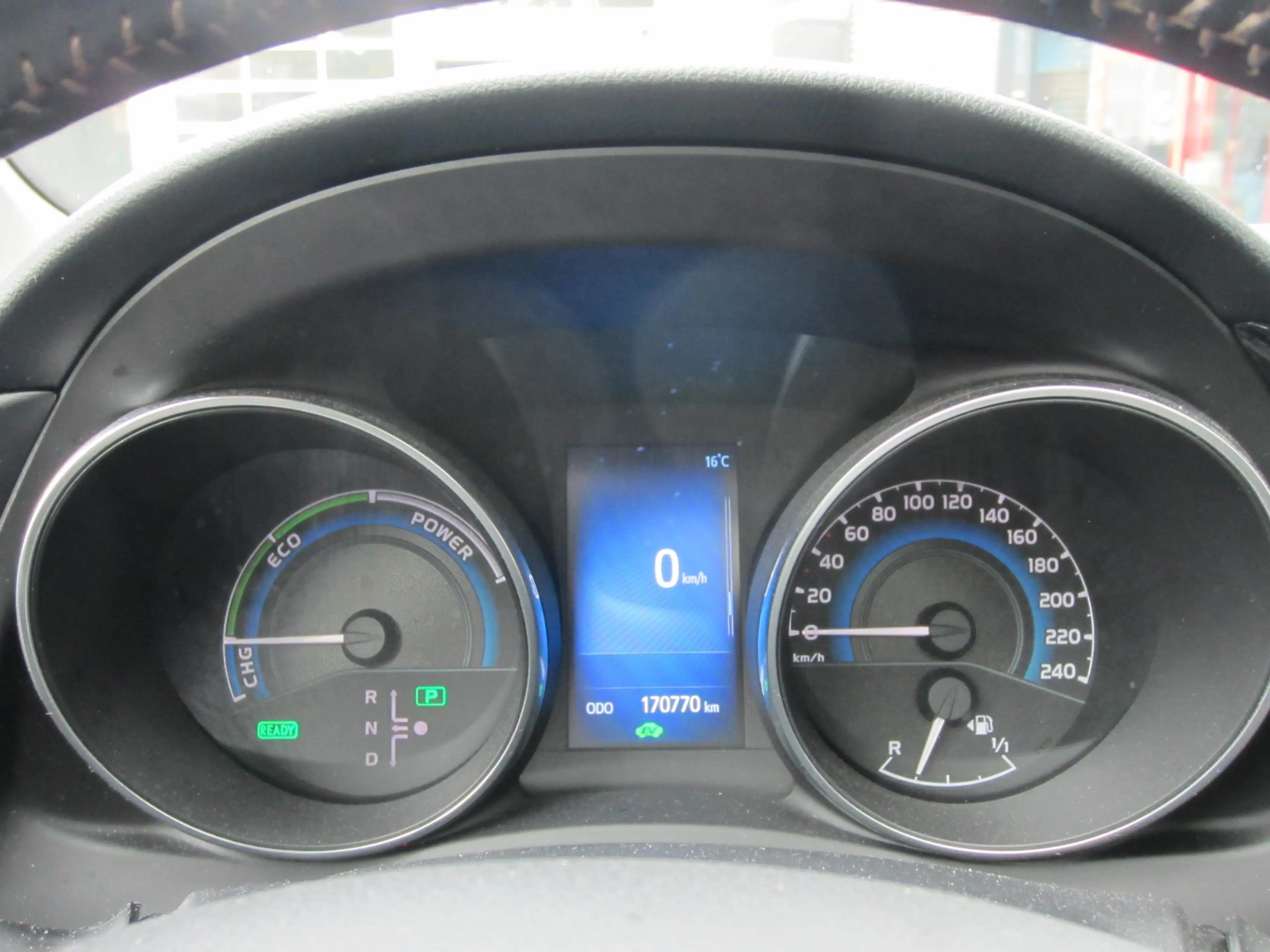 Toyota Auris Touring Sports 1.8 Hybrid Dynamic Navi Panoramadak — photo 3